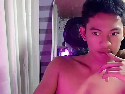 Snapshot of Make_your_ladyxx chatting on 03.30.26 Make your ladyxx online show from 03.30.26