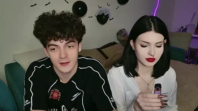 Alice18James online show from 10.30.25