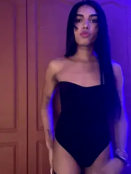 VeronicaSaenzx online show from 11.27.25