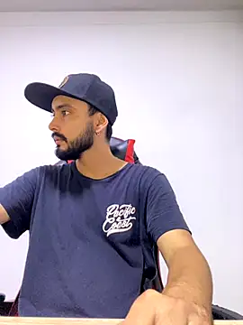 Snapshot of cristopher_wallacee chatting on 10.07.25 cristopher wallacee online show from 10.07.25