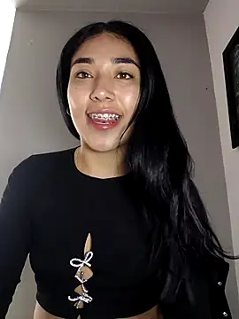 AmberGold- online show from 10.26.25