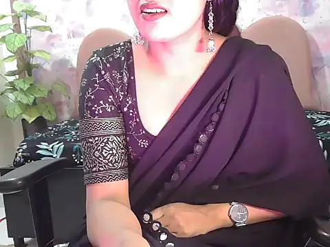 Snapshot of shaalu_sharma chatting on 09.30.25 shaalu sharma online show from 09.30.25