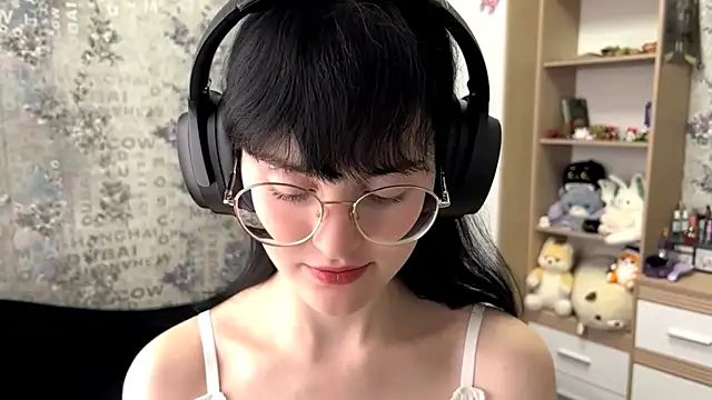 FakeLamb online show from 09.20.25