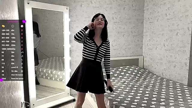 FakeLamb online show from 10.03.25