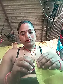 Hansini Gowda online show from 10.15.25