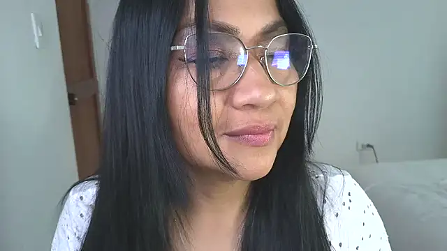 LissafeetHott online show from 11.15.25