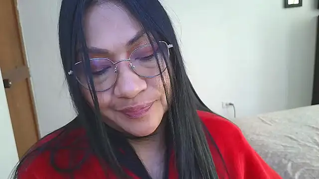 Snapshot of LissafeetHott chatting on 04.18.26 LissafeetHott online show from 04.18.26