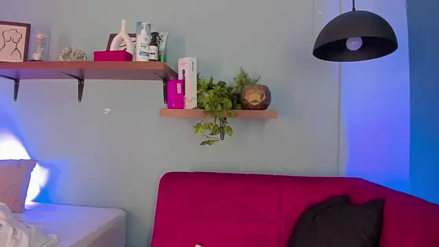 Cristalfoxy  online show from 03.20.26