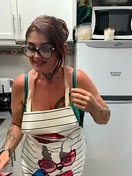 Snapshot of IrishmilfAnna chatting on 09.25.25 IrishmilfAnna online show from 09.25.25