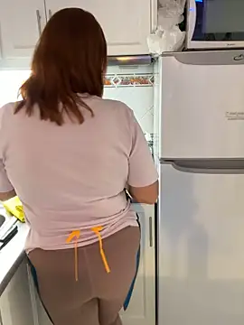 Snapshot of IrishmilfAnna chatting on 10.08.25 IrishmilfAnna online show from 10.08.25