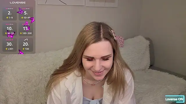 HelenMartines online show from 03.13.26