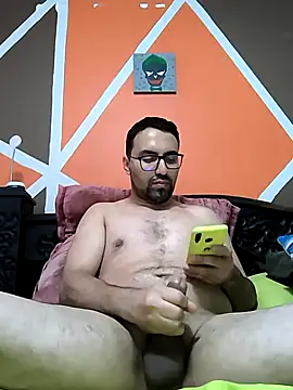 Snapshot of Jharicio-89 chatting on 11.28.25 Jharicio-89 online show from 11.28.25