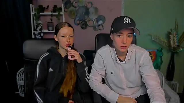 khloebeauty online show from 10.04.25