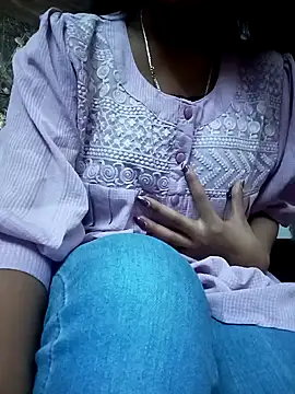 Rekha 89 online show from 11.18.25