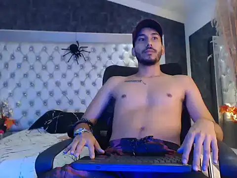 JhosuaCollins  online show from 10.12.25