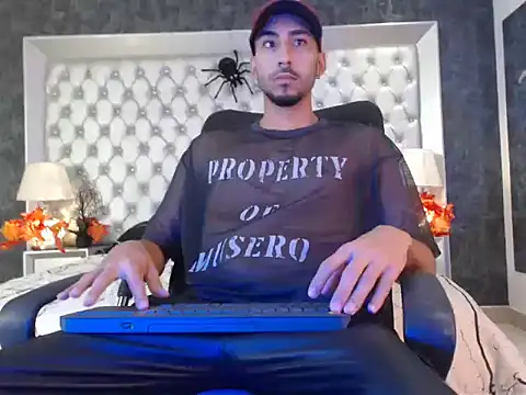 JhosuaCollins  online show from 10.14.25