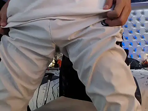 JhosuaCollins  online show from 10.15.25