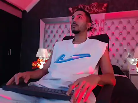 JhosuaCollins  online show from 10.20.25