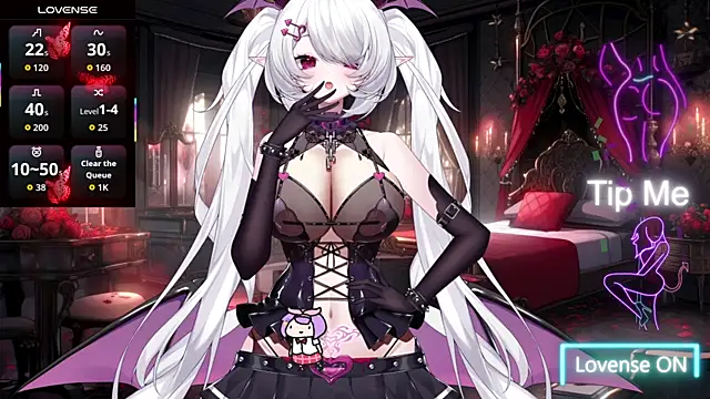 chloelabelle online show from 10.31.25