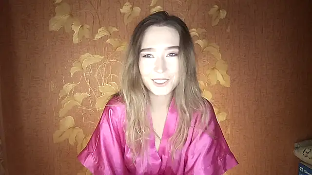 Awora Wolf online show from 09.13.25