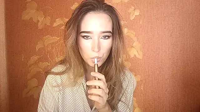 Awora Wolf online show from 09.21.25