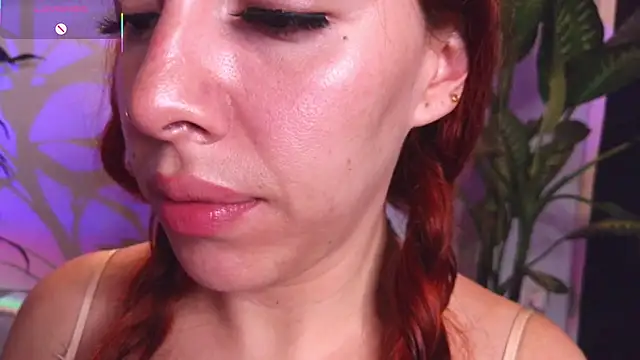 Snapshot of bri_von_dhara__ chatting on 02.04.26 bri von dhara online show from 02.04.26