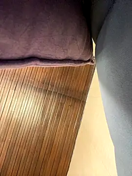 Jasmin Pink online show from 12.05.25