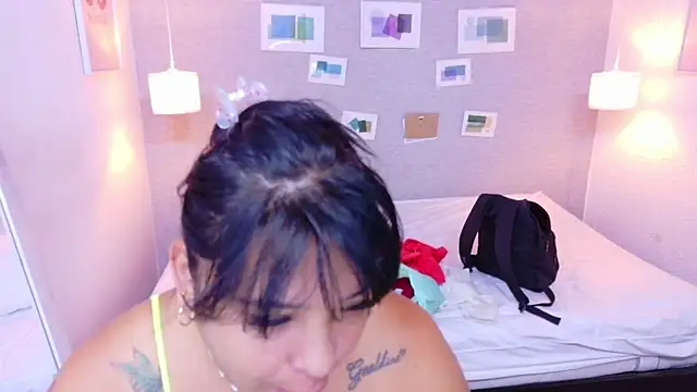 Snapshot of fat_naughtyass chatting on 06.25.26 fat naughtyass online show from 06.25.26