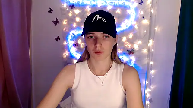 JuiceLips   online show from 09.08.25