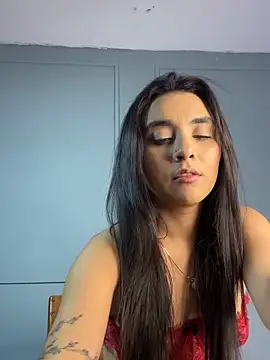 Zafira Montiel online show from 02.15.26