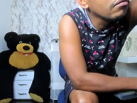 Snapshot of Adam_Morgan2 chatting on 03.01.26 Adam Morgan2 online show from 03.01.26