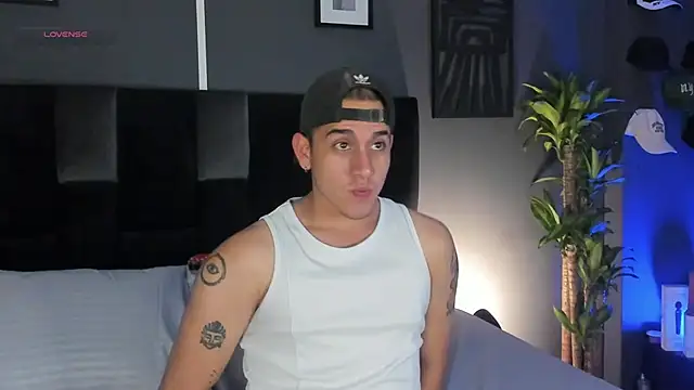 Snapshot of OliverrSilver chatting on 07.31.26 OliverrSilver online show from 07.31.26