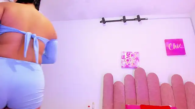 Snapshot of Jessica018_ chatting on 06.12.26 Jessica018 online show from 06.12.26