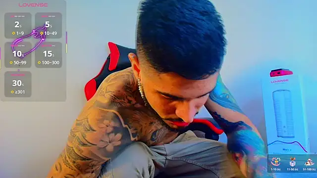 amodeus bael  online show from 10.31.25