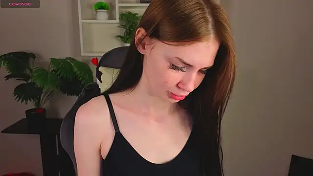 Snapshot of Jennie_Hunter chatting on 02.11.26 Jennie Hunter online show from 02.11.26