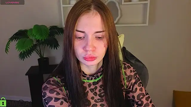 Snapshot of Jennie_Hunter chatting on 02.25.26 Jennie Hunter online show from 02.25.26