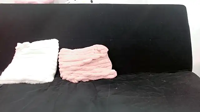 Emmahahaha17 online show from 09.19.25