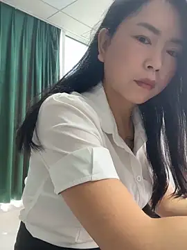 Snapshot of DHJM168 chatting on 06.17.26 DHJM168 online show from 06.17.26