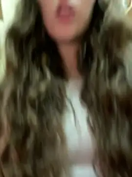 FroggyAnna online show from 04.15.26