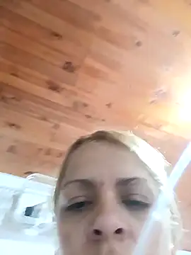 Snapshot of Alanna_Grays chatting on 11.30.25 Alanna Grays online show from 11.30.25