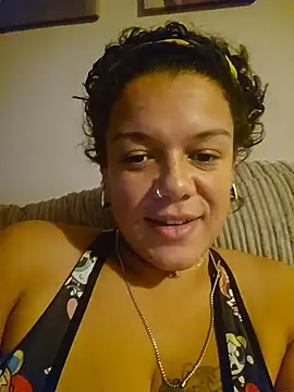 Snapshot of GoddessChantelle chatting on 10.18.25 GoddessChantelle online show from 10.18.25