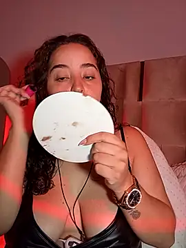 LoanaSantos online show from 09.18.25