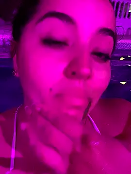 LoanaSantos online show from 09.23.25