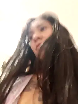 Liahdiaz  online show from 01.16.26