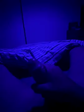 Snapshot of alex110429 chatting on 10.05.25 alex110429 online show from 10.05.25