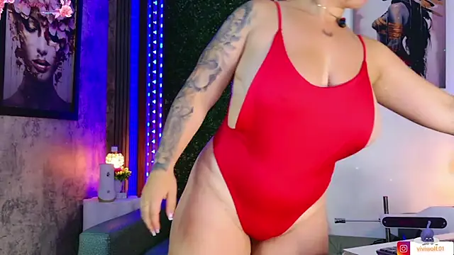 Snapshot of sarawolff chatting on 07.16.26 sarawolff online show from 07.16.26