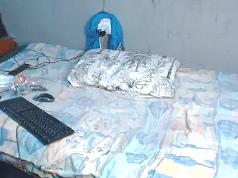 Blackntoxicabe6999 online show from 11.24.25