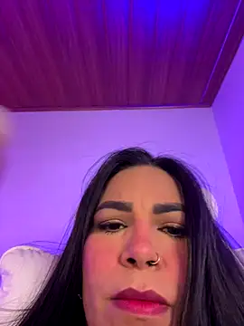 Vicky Saidi online show from 11.15.25