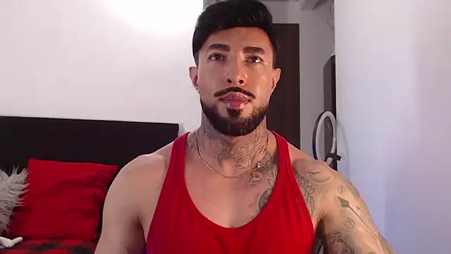 Snapshot of andrea_de_lucaa chatting on 06.23.26 andrea de lucaa online show from 06.23.26
