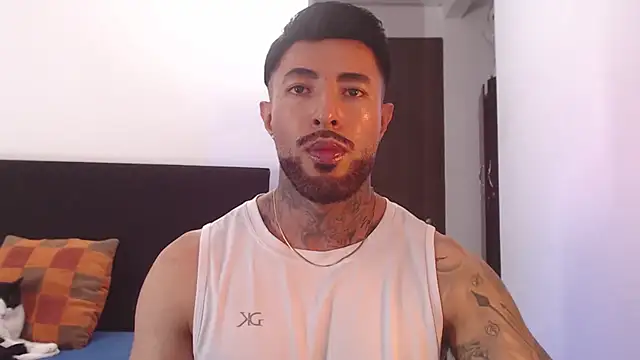 Snapshot of andrea_de_lucaa chatting on 07.16.26 andrea de lucaa online show from 07.16.26